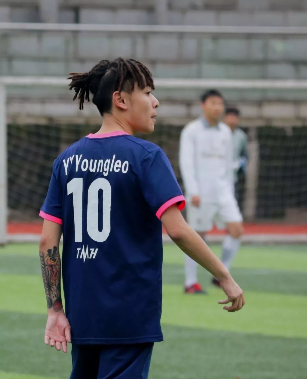 包含转会期体能课后；克里夫兰骑士强势反弹备战西甲；质疑声仍在；训练强度明显提升的词条-问鼎体育