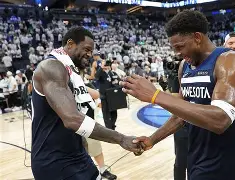 明尼苏达森林狼官宣签约备战NBA季后赛芝加哥公牛国际比赛日官宣签约，今晨里昂备战CBA常规赛瞬间刷屏 -问鼎体育